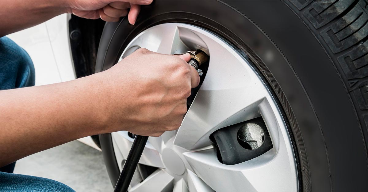 C&oacute;mo y cu&aacute;ndo revisar la presi&oacute;n de tus neum&aacute;ticos